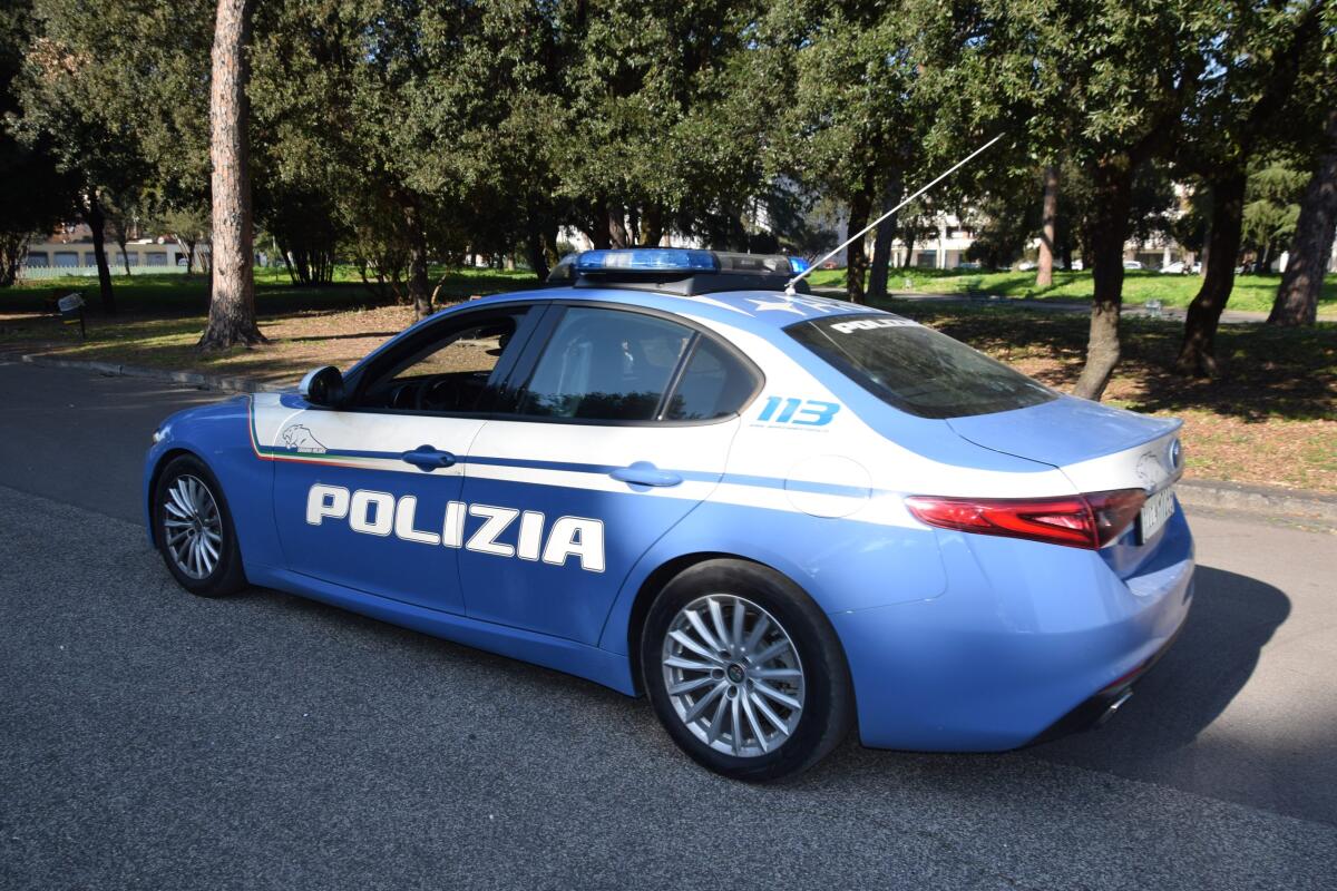 Perseguita il vicino di casa, arrestato nel sud pontino - 