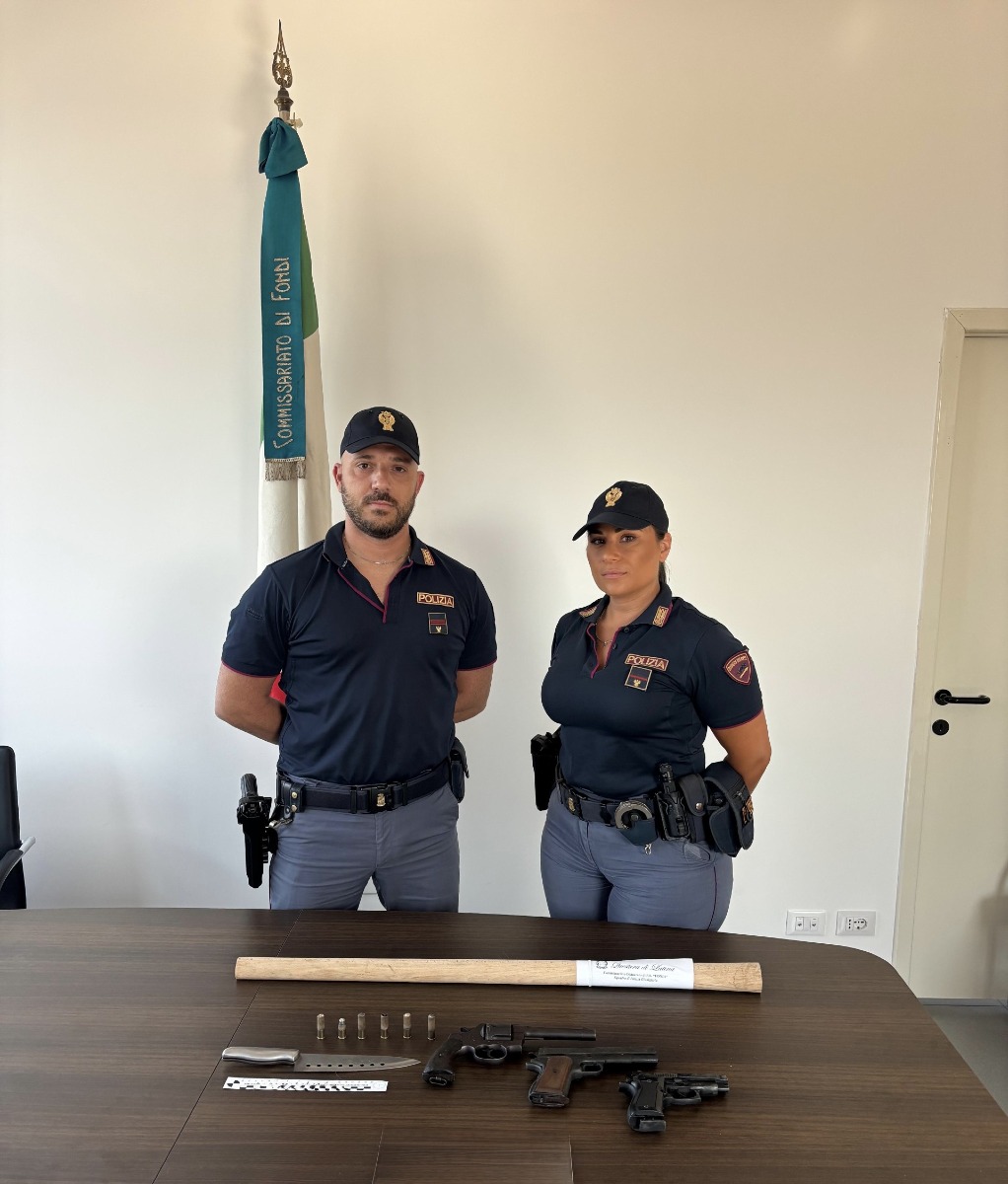 Polizia Fondi - armi sequestrate