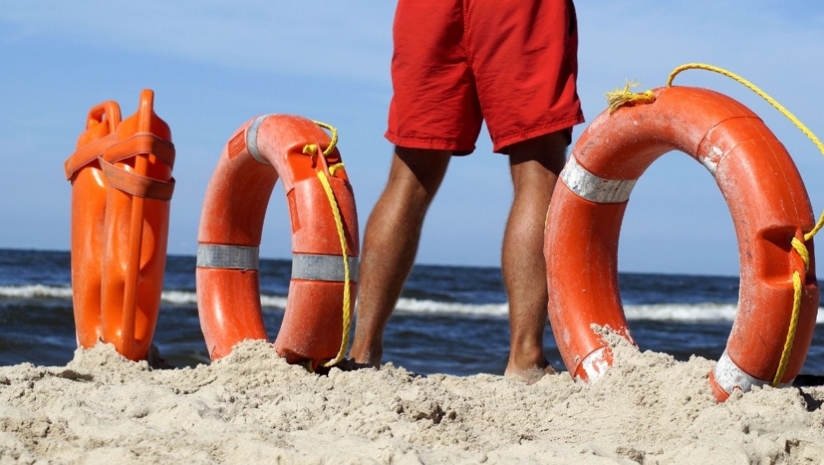 Tragedia in mare sfiorata a Marina di Minturno: salvati padre e due figli. - 