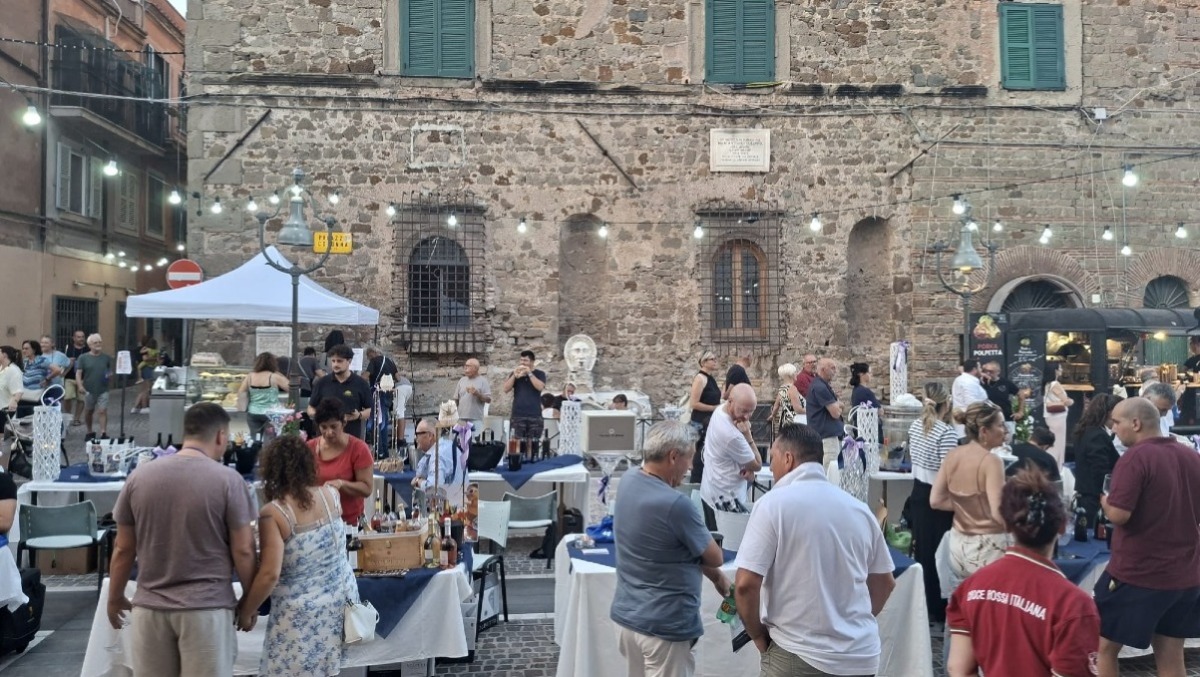A Lanuvio "Notti del Vino" e "Monolite Summer Fest": gli eventi di questo fine settimana. - 