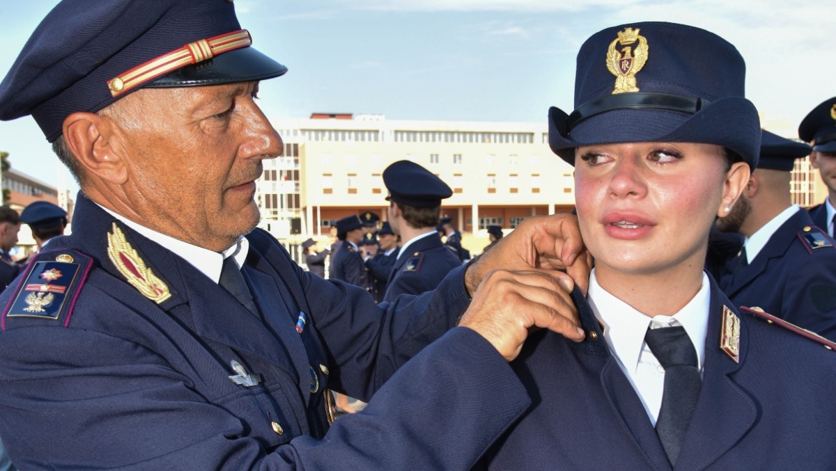Nettuno - Consegnati gli Alamari agli allievi poliziotti, domani il giuramento - 