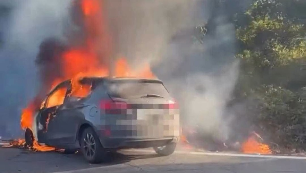 Pontina, incubo viabilità: ieri l'auto in fiamme. Stamattina già il primo incidente  - 