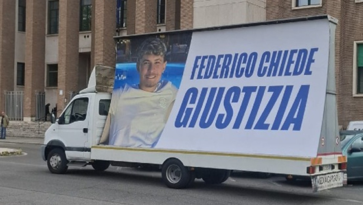 Federico Salvagni, una commemorazione sul luogo dell'incidente: "La sua morte non sia vana" - 