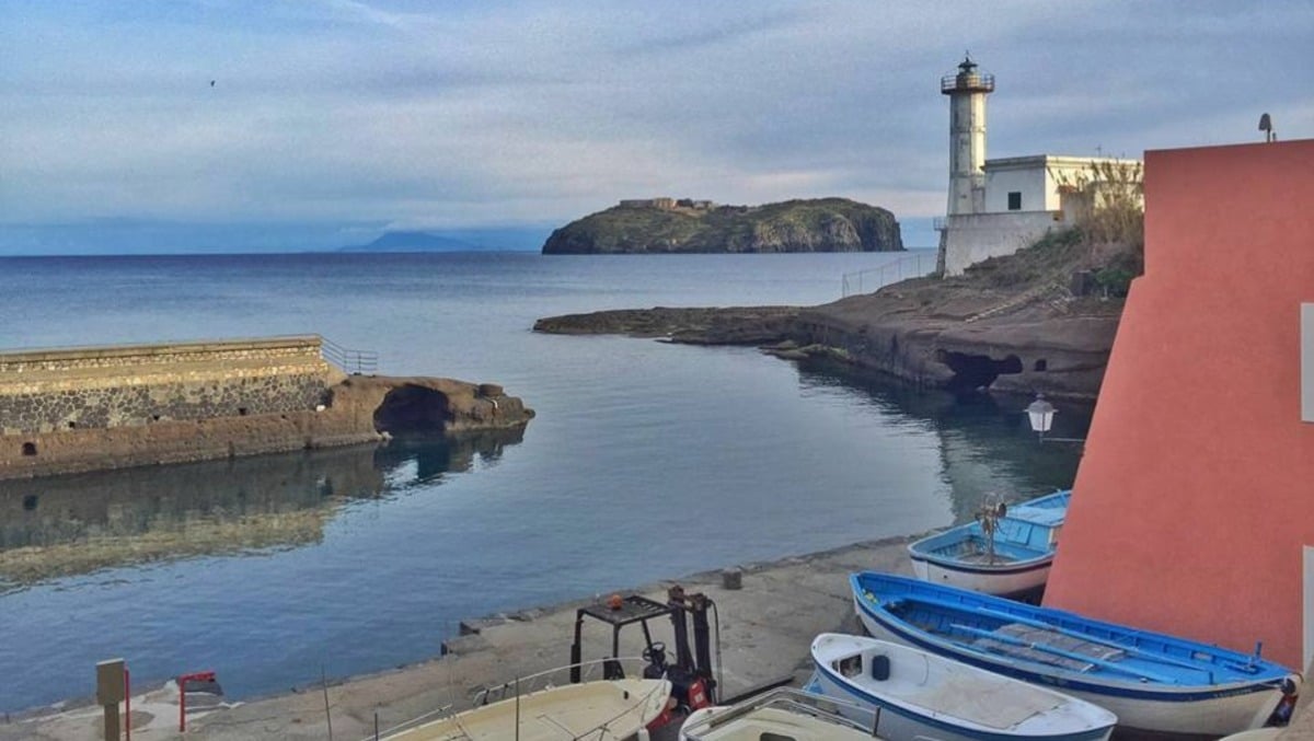 Emergenza idrica a Ventotene: prorogata anche per questa notte l'interruzione dell'acqua - 