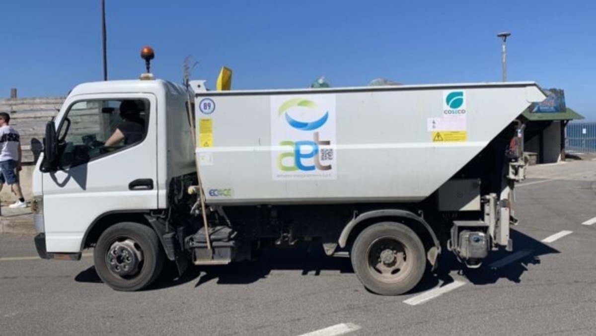 Emergenza plastica ad Anzio: impianti saturi, rischio rallentamenti nella raccolta. - 