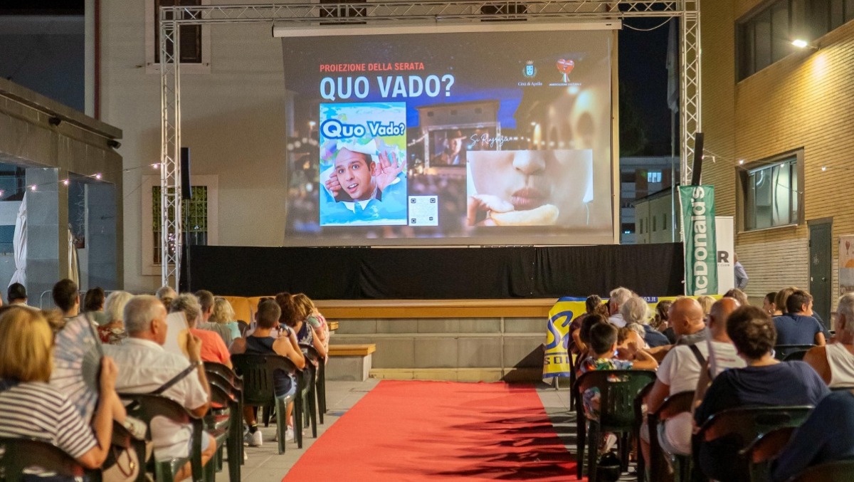 Aprilia - Si è chiusa in piazza delle Erbe la rassegna "Cinema sotto le stelle" - 