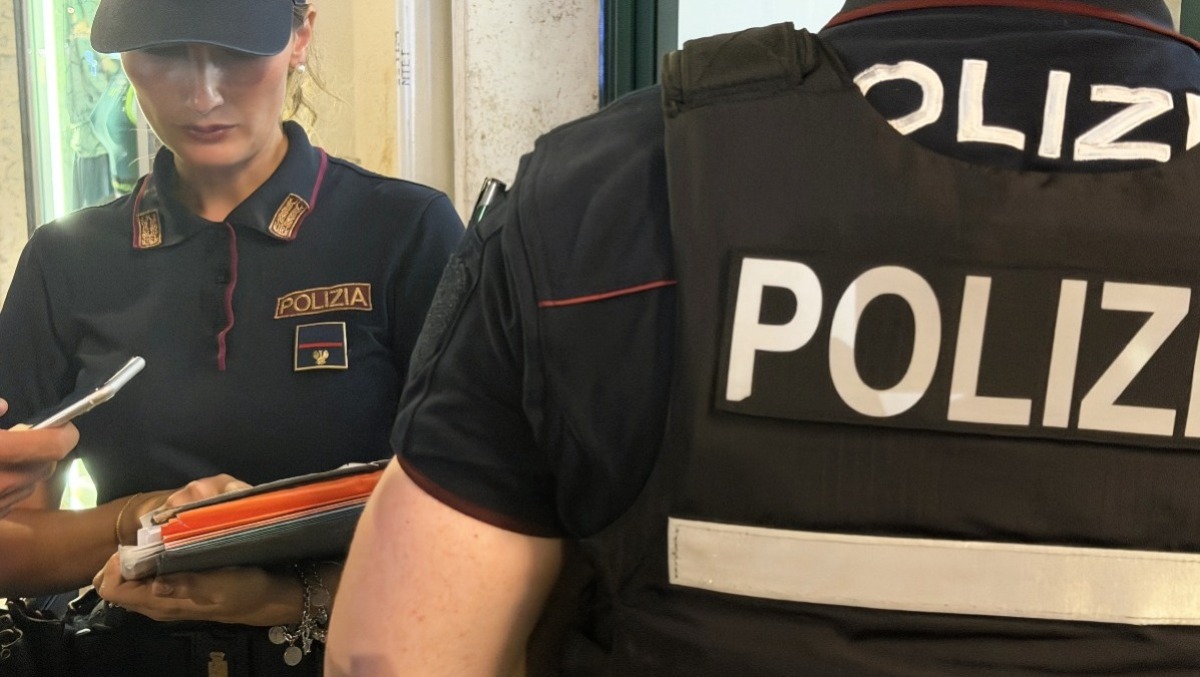 Litorale romano, stretta della Polizia con arresti, denunce e controlli straordinari. - 