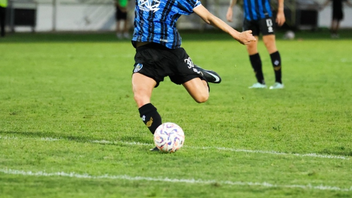 Calcio - Serie C - Parigi lascia Latina, accordo con il Pescara - foto di Pino Virga