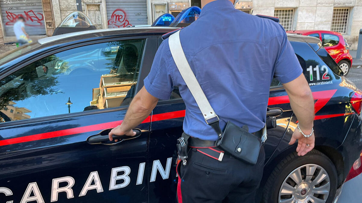 Cori - Minaccia la ex con una bottiglia di vetro per vedere i figli, arrestato - 