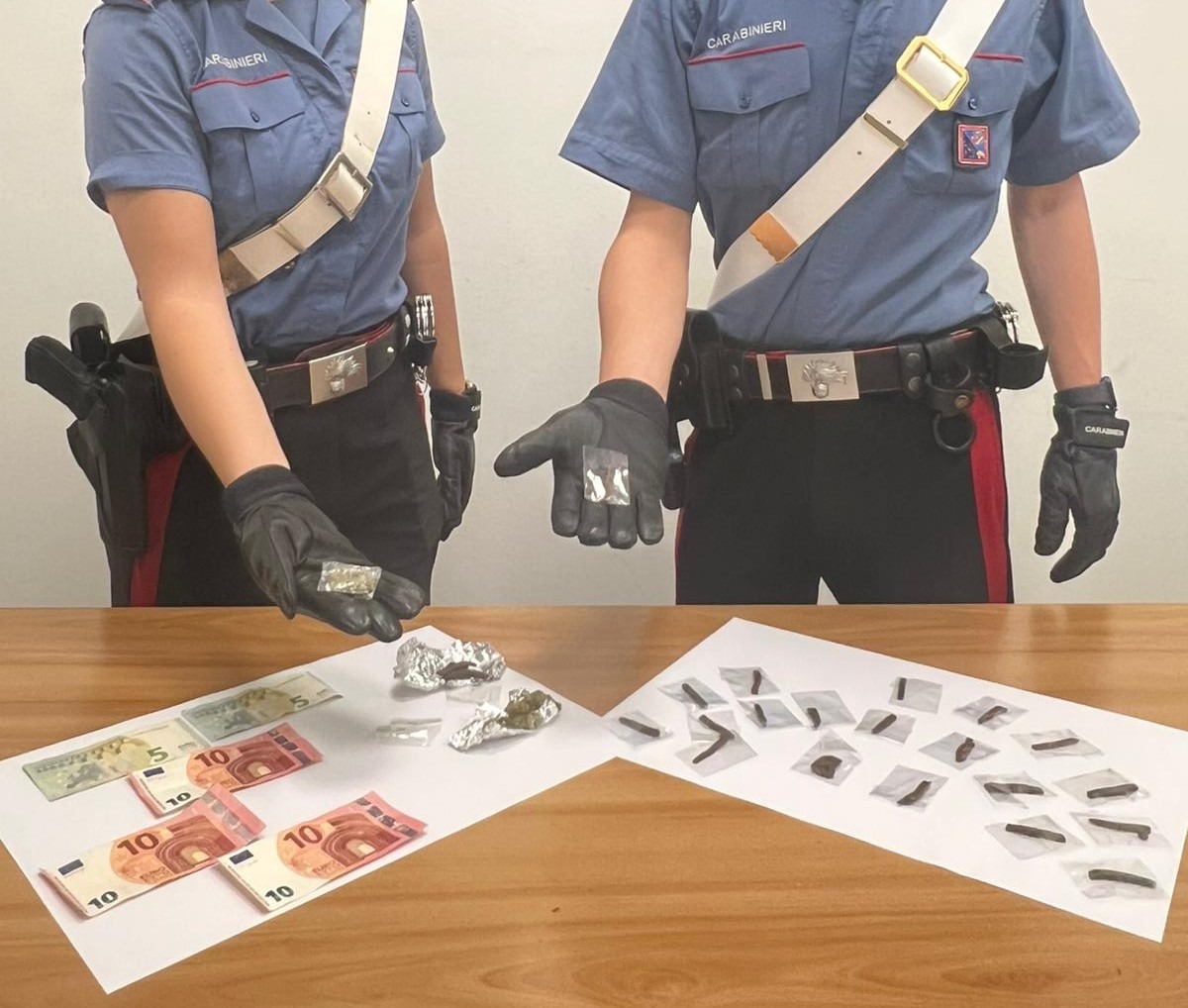 Carabinieri Roma - controlli e sequestri di droga