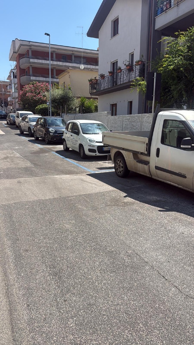 Aprilia_stalli a pagamento_foto Multiservizi