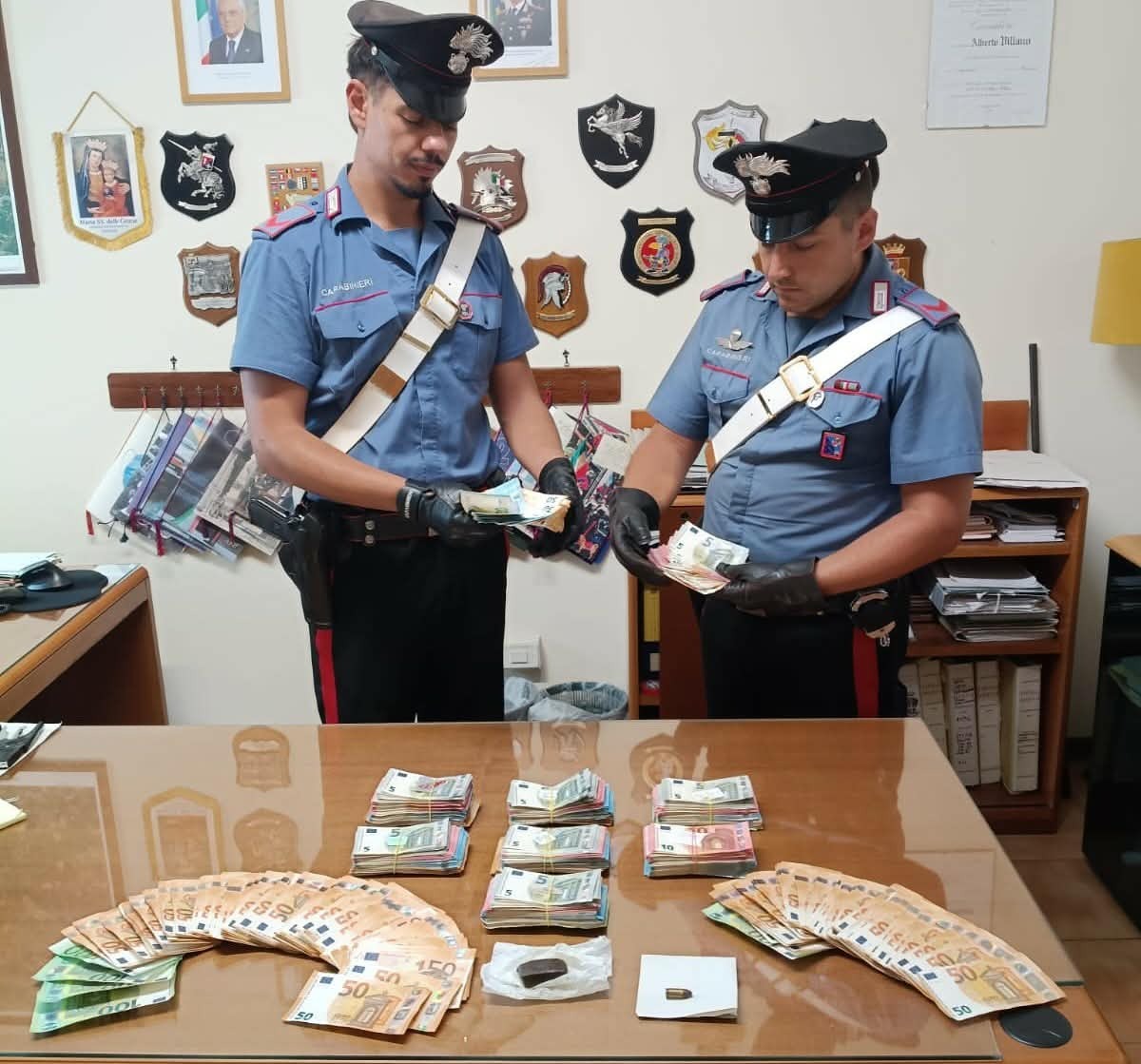 Carabinieri Velletri_ Sequestro droga