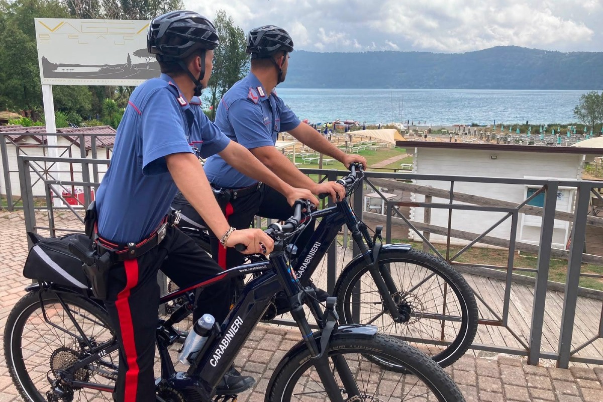 CASTEL GANDOLFO - Le pattuglie dei Carabinieri in Ebike 