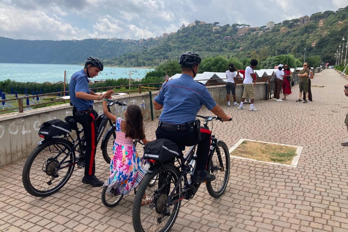CASTEL GANDOLFO - Le pattuglie dei Carabinieri in Ebike 