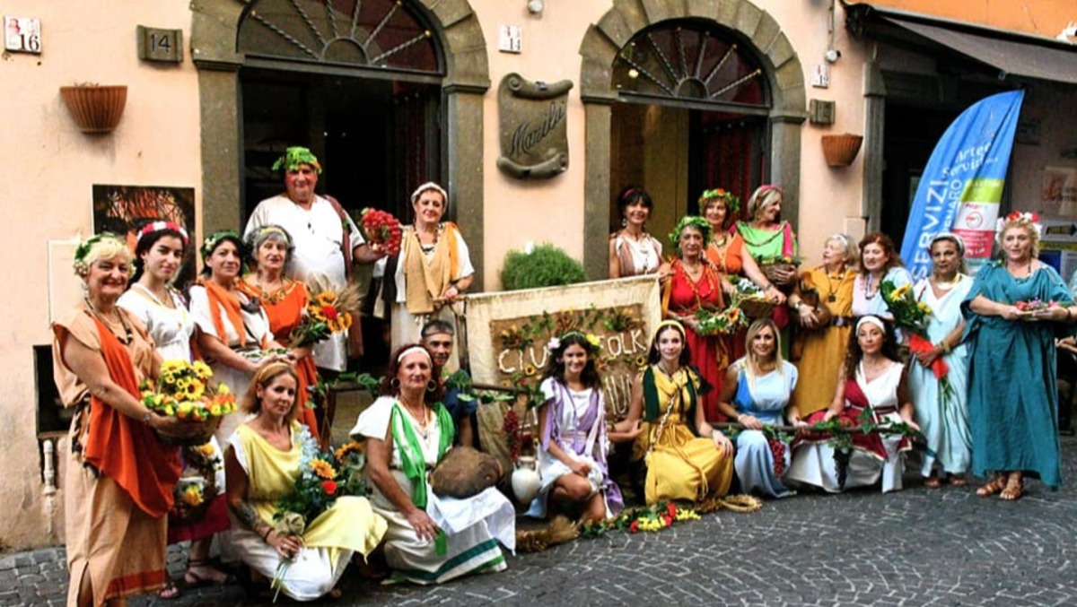 A Lanuvio la 44esima “Festa dell’Uva, del Vino e del Medioevo”. - 