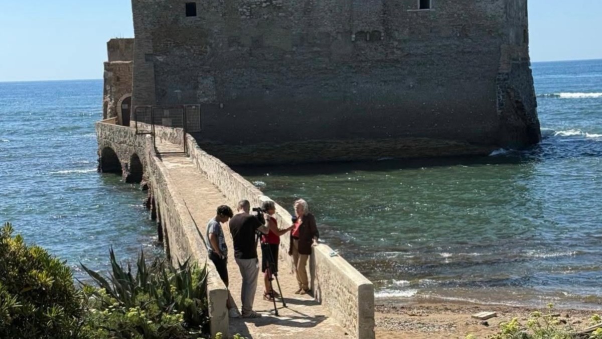 Riflettori della RAI su Torre Astura: il monumento naturale in corsa per la vetta dei “Luoghi del cuore” del FAI. - 