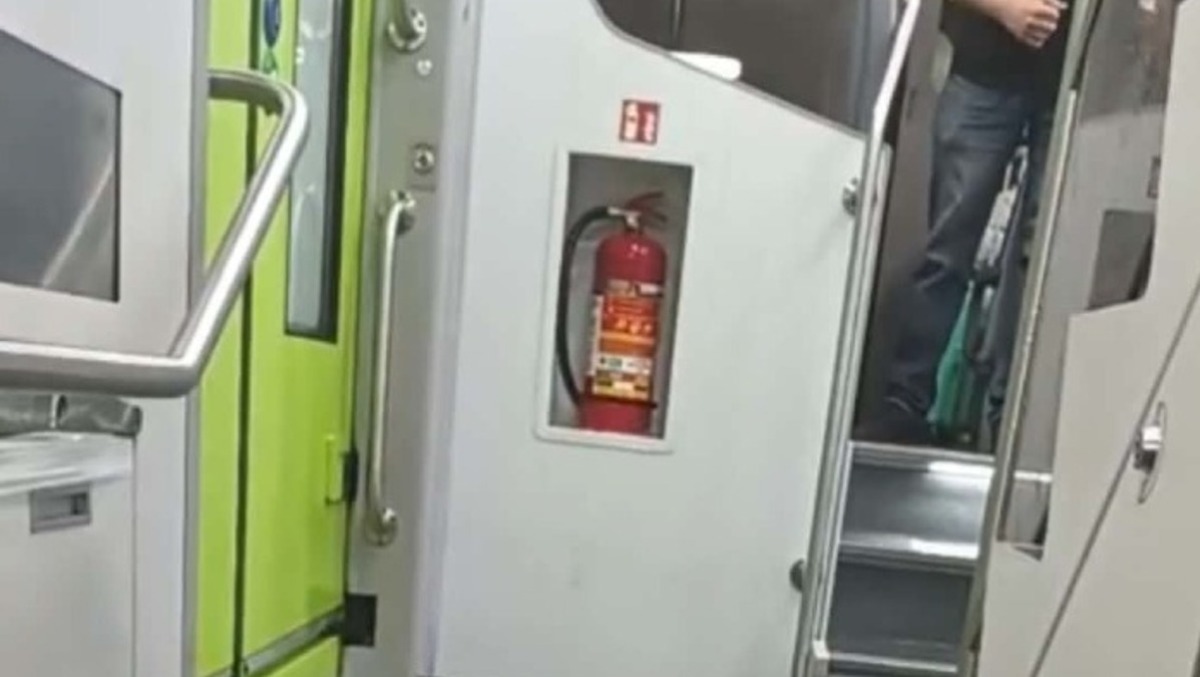 Maltempo, disagi sulla Roma-Nettuno: stop momentaneo e vagoni allagati. - 