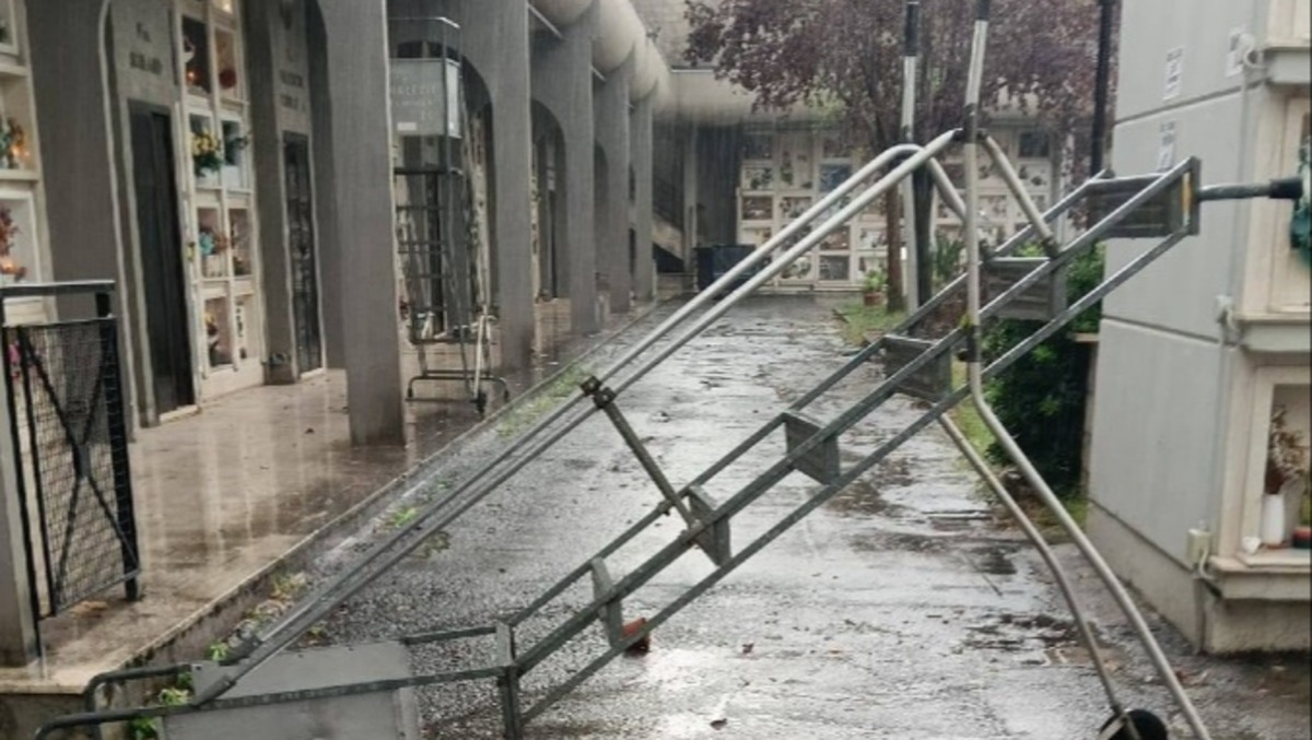Aprilia, resta chiuso il cimitero: ingenti i danni per il maltempo. Riapre l'Ecocentro. - 