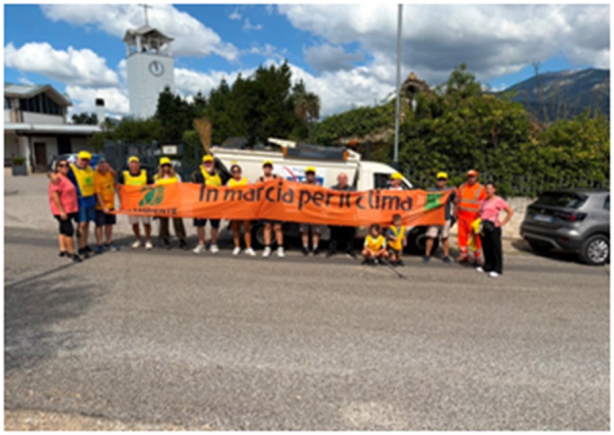 Sezze, successo per "Puliamo il Mondo": 35 sacchi di rifiuti raccolti nella contrada Colli - 