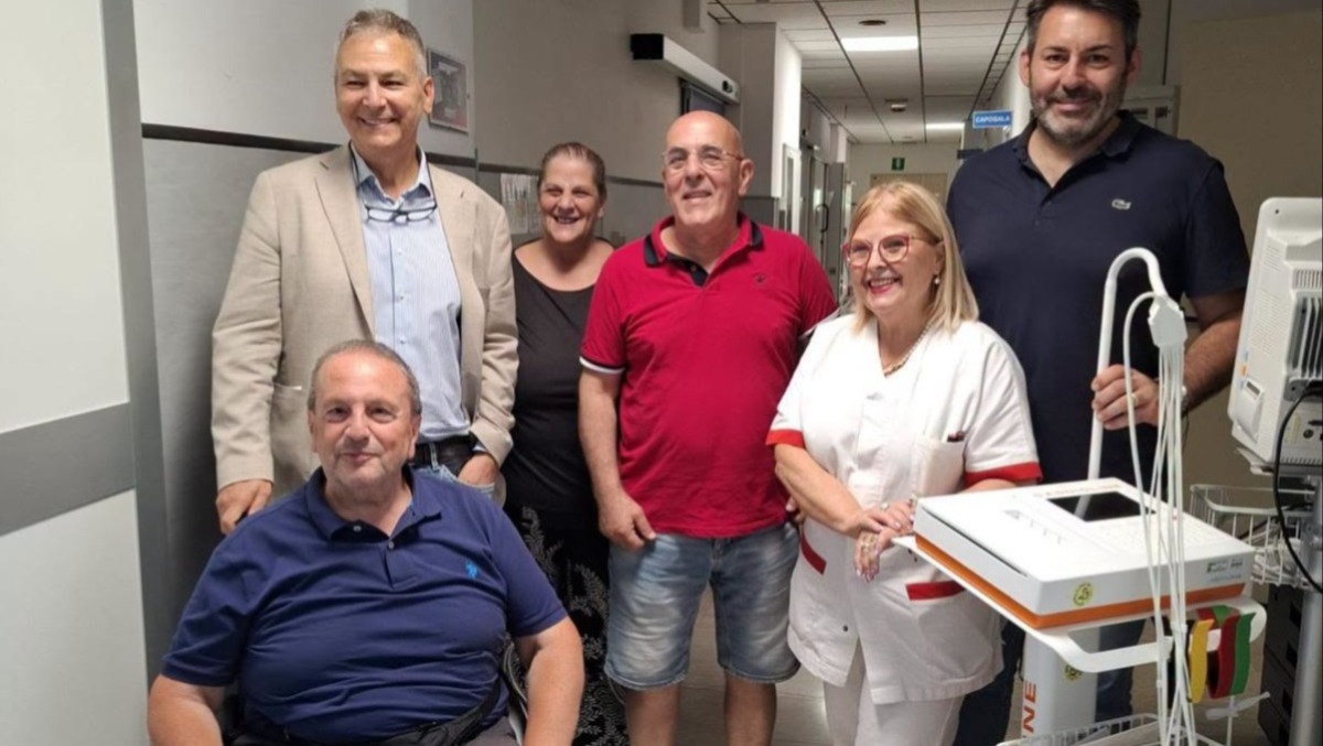 Velletri: l'associazione Shanky Quad Club dona un nuovo elettrocardiografo all'ospedale - 