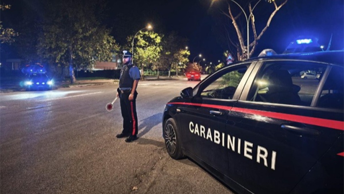 Sicurezza a Latina, posti di blocco, sanzioni e perquisizioni tra Villaggio Trieste e Viale Nervi. - 