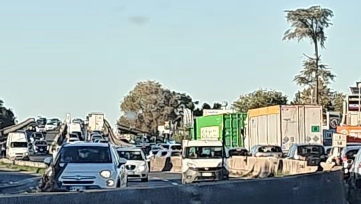 Caos Pontina - Incidente e lunghe code verso Roma  - 
