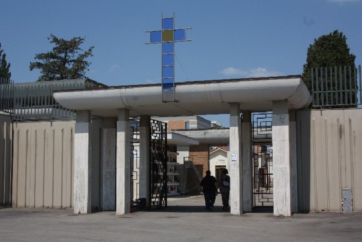 Aprilia, riaperto il Cimitero: "Secondo i normali orari di sempre" - 
