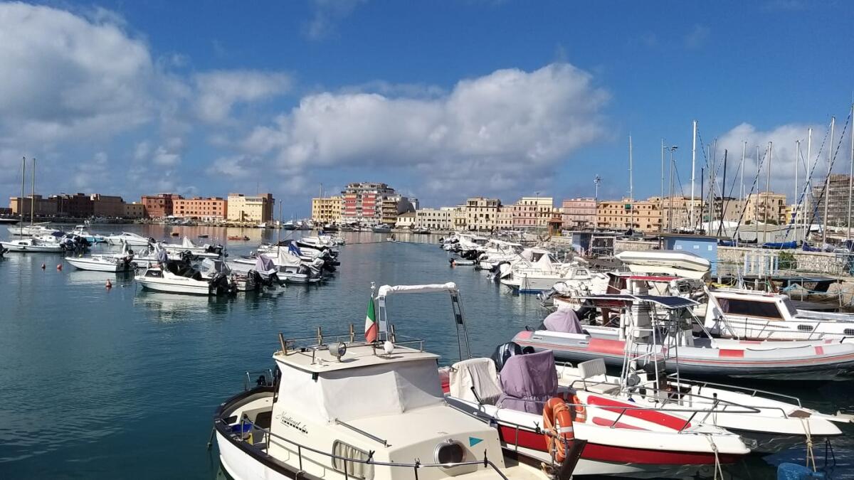 Serrande abbassate ad Anzio: commercianti a raccolta per salvare il centro storico. - 