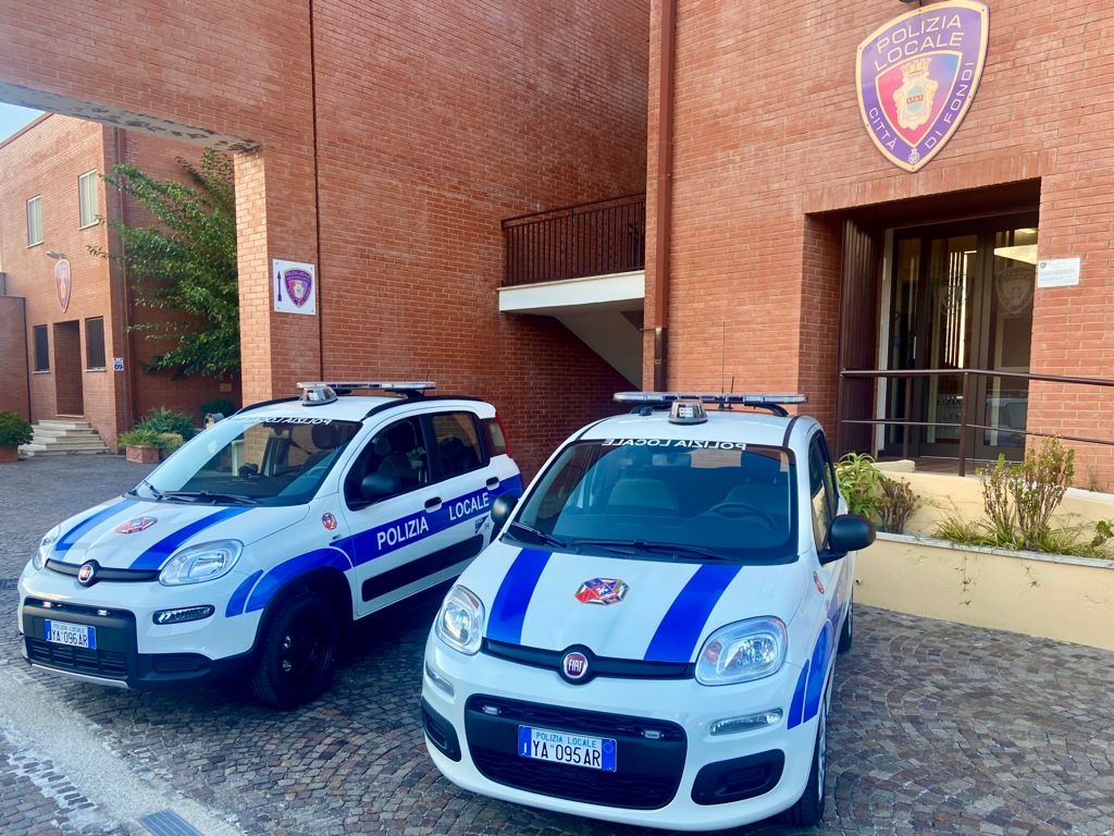 Polizia locale Fondi - controlli monopattini