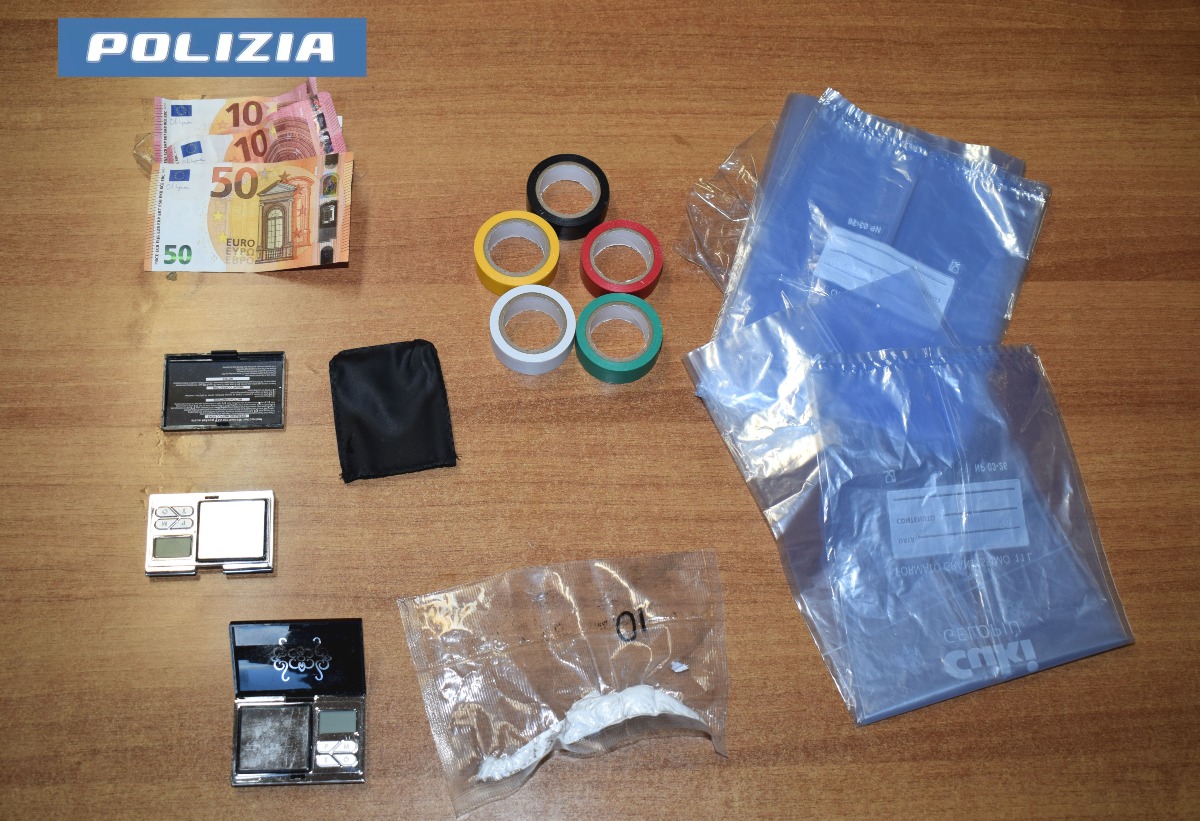 Polizia Cisterna_sequestro cocaina