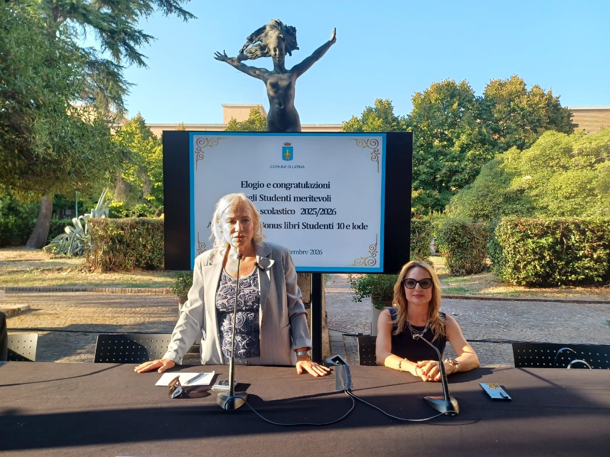 Bonus Libri Studenti 10 e Lode_Latina cerimonia 2026