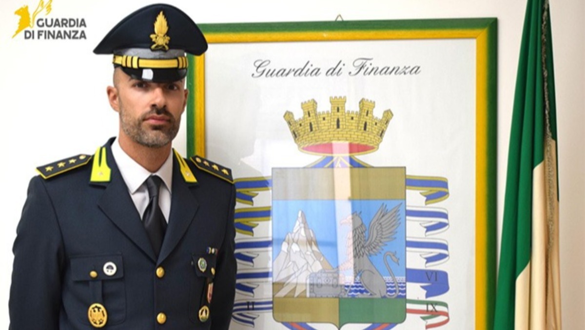 Passaggio di consegne al comando della Compagnia della Guardia di Finanza di Terracina. - 