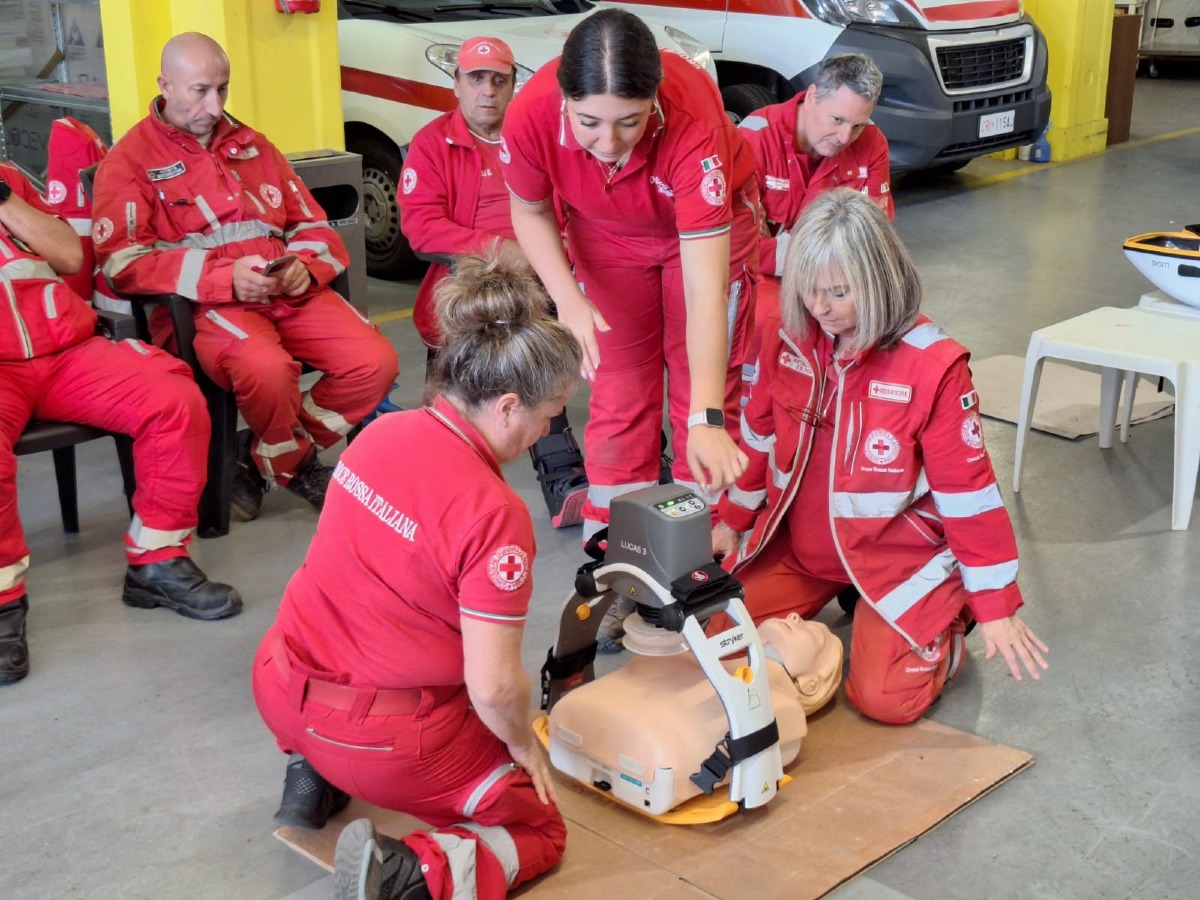 Due nuove postazioni a Pomezia per il 118: prosegue la formazione con il "Lucas 3" - 