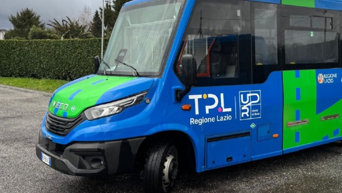 Tpl, la Regione Lazio stanzia più fondi per l'acquisto di bus elettrici - 