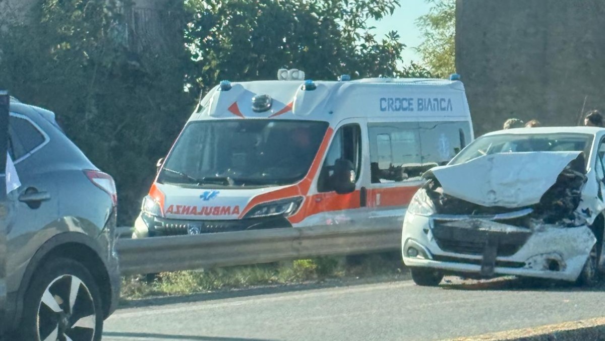 Aprilia - Pontina, incidente stradale e disagi al traffico - 
