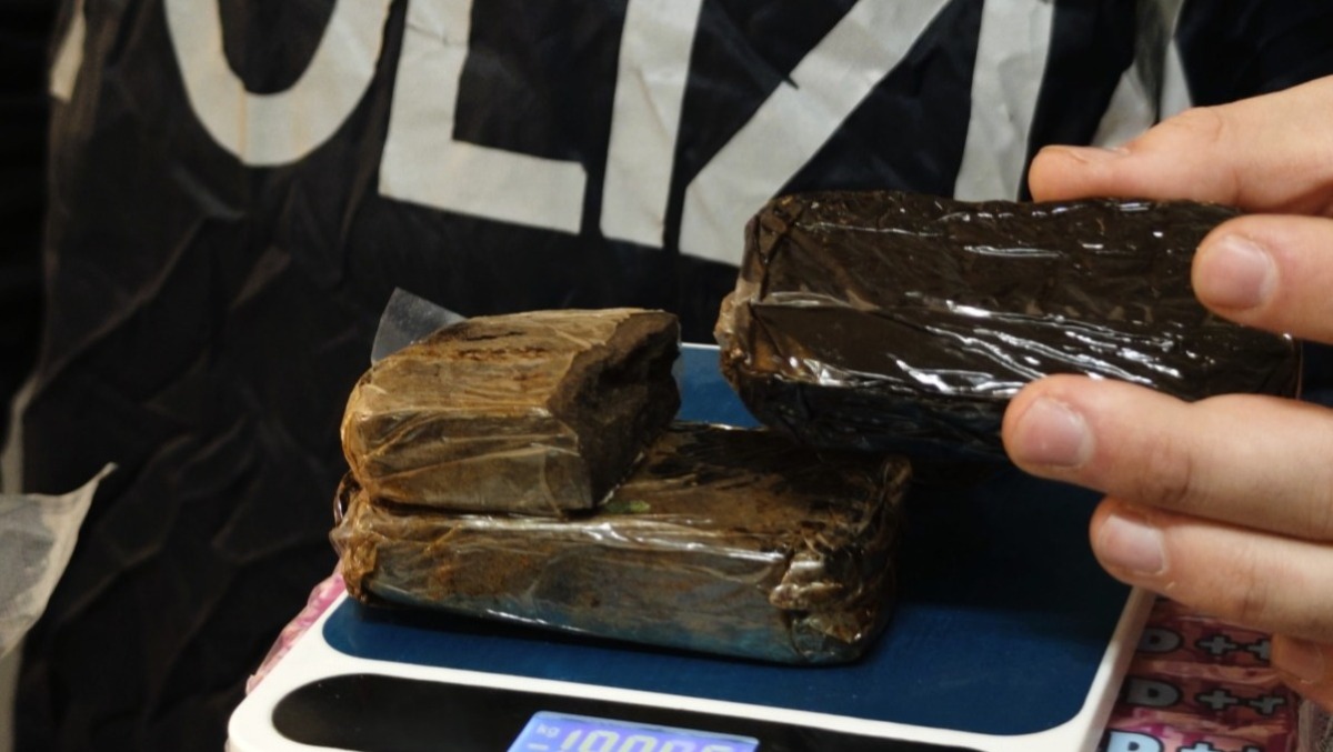 Castel Gandolfo, dosi di hashish nascoste in una Pokeball: pusher in manette.  - 