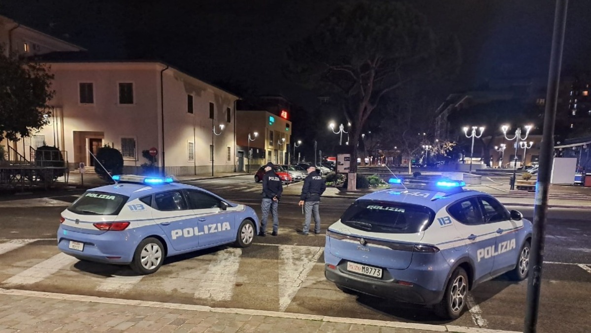 Pestaggio con la mazza da baseball ad Aprilia: scattano due misure cautelari. - 