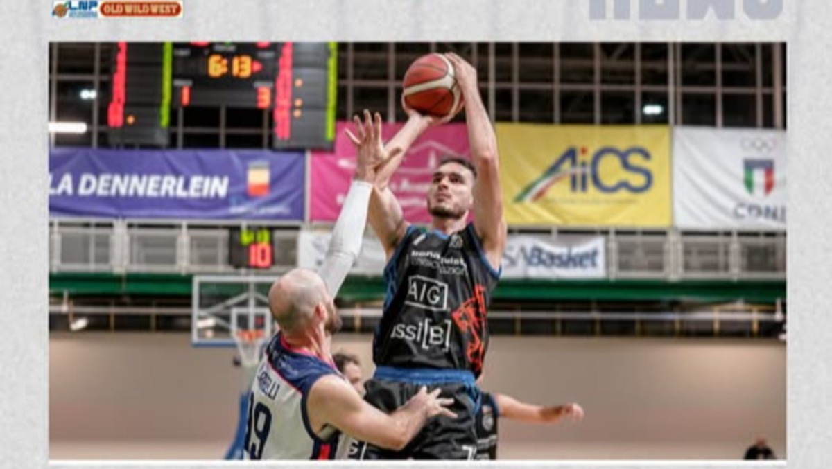 Basket -  Il Napoli batte Latina, ora testa alla partita di sabato - 