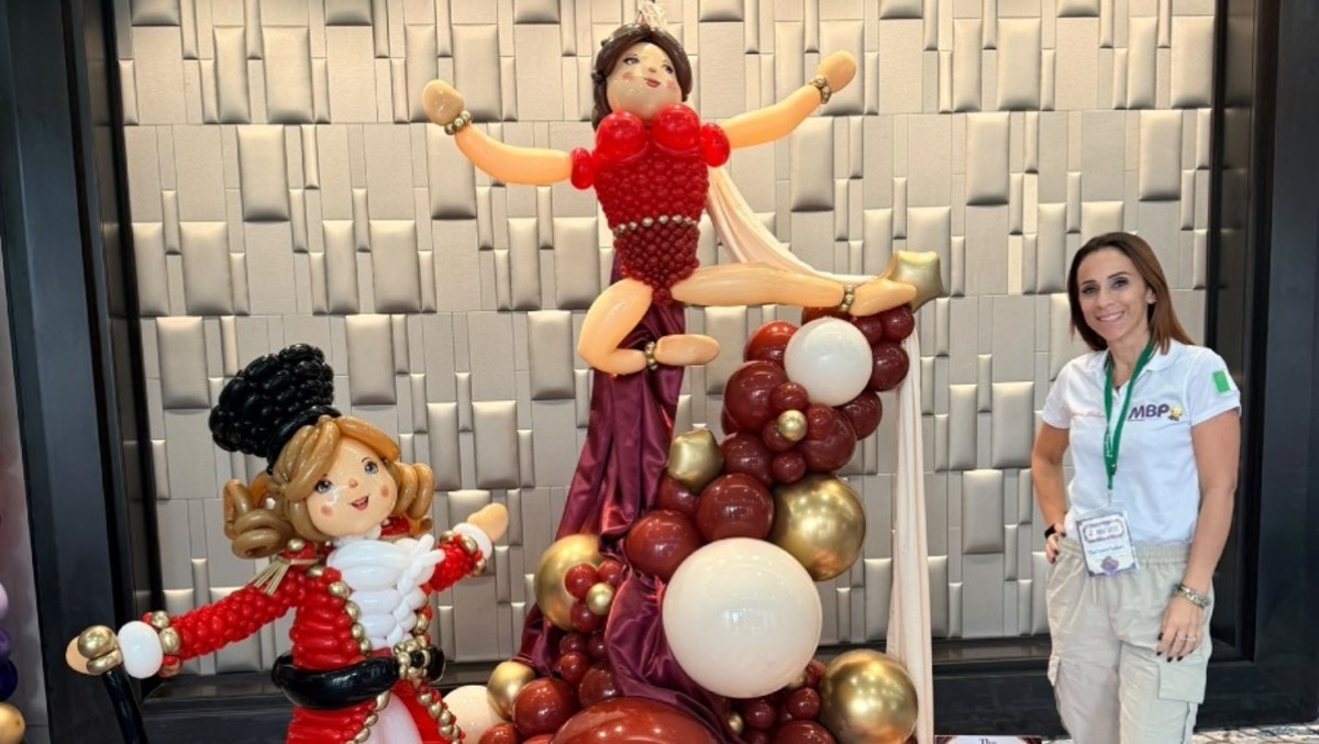 Da Latina a Miami: la Balloon Artist Barbara Malori trionfa negli USA con un'opera a tema circo. - 