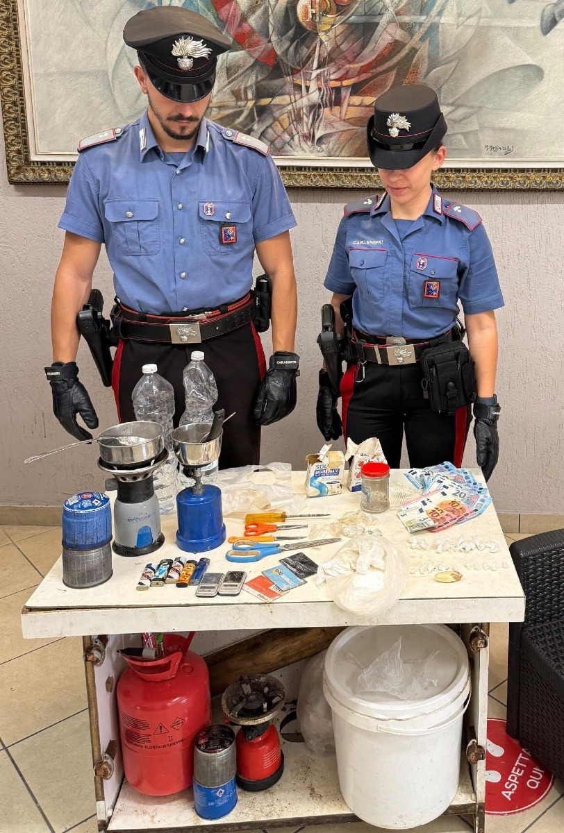 Carabinieri Anzio_laboratorio spaccio