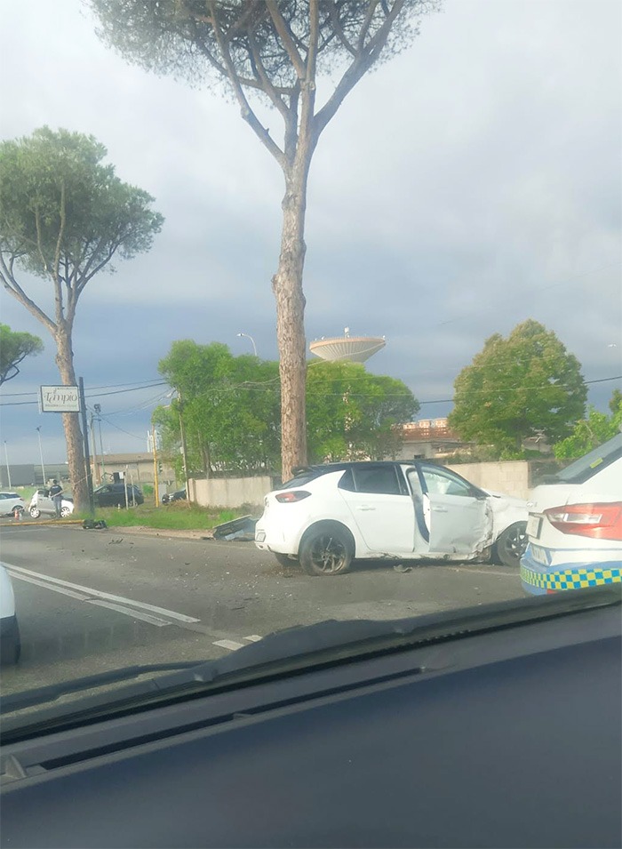 Incidente via Epitaffio Latina