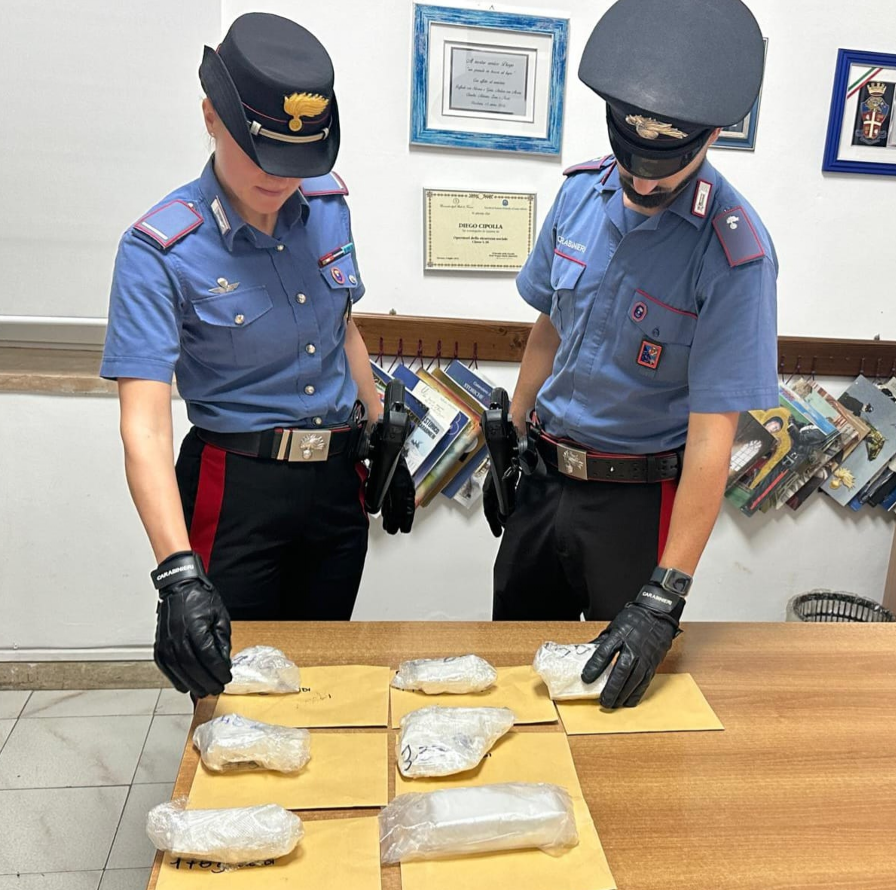 Carabinieri di Latina - 1 Kg di cocaina
