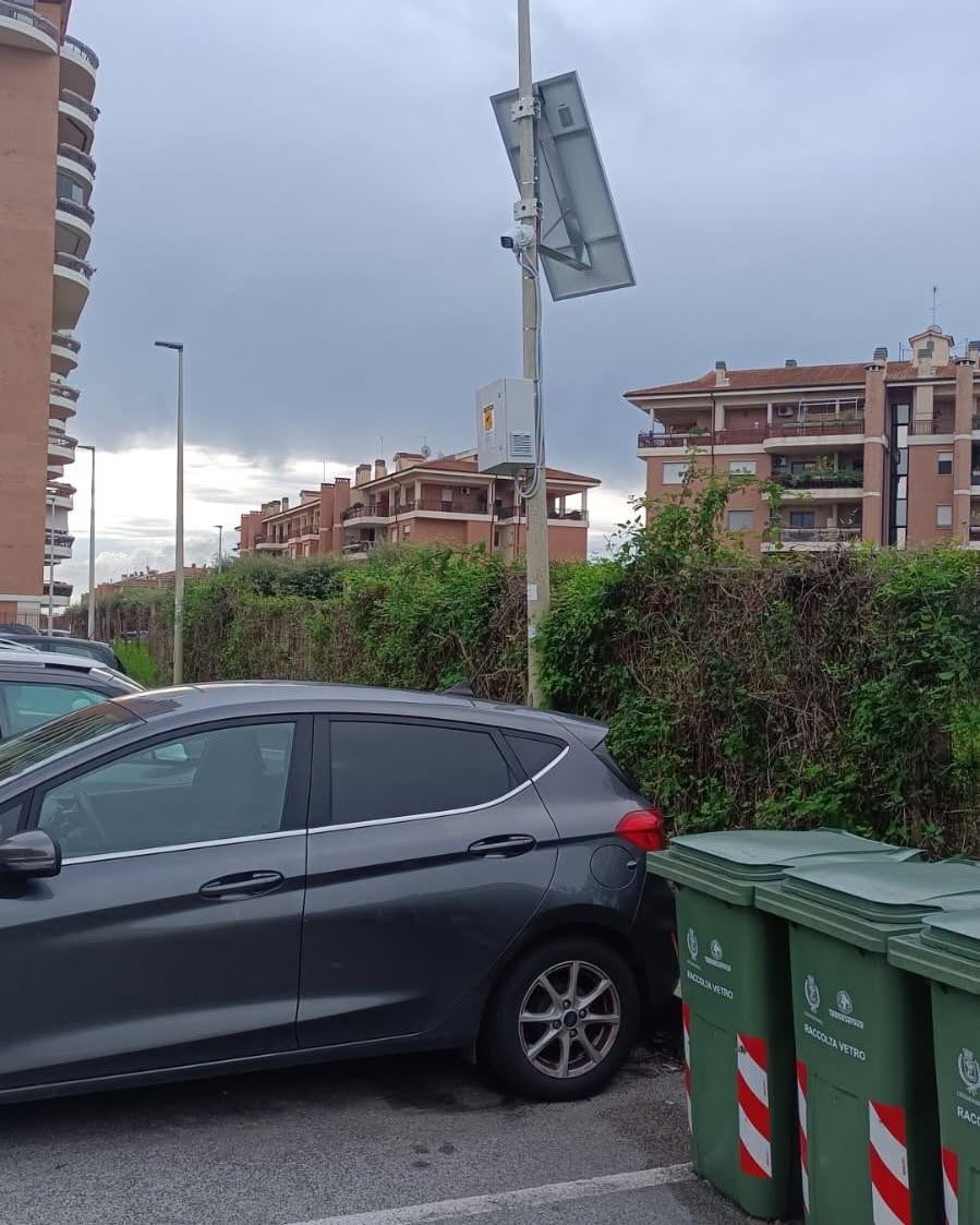 Telecamere contro abbandono rifiuti Pomezia
