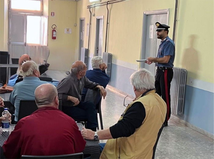 Carabinieri Priverno_Prevenzione truffe anziani