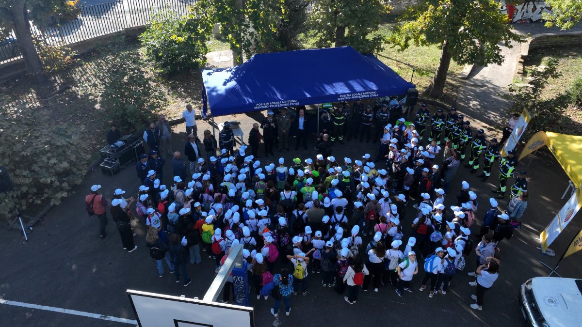 Nettuno_alunni incontro Protezione Civile