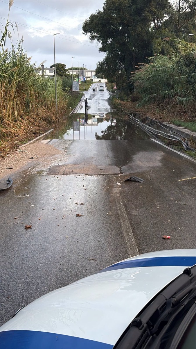 Via dell'Armellino Anzio_chiusa per allagamenti