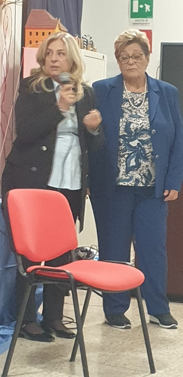 Consegna opera Pascoli alla Pascoli