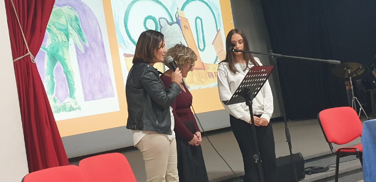 Consegna opera Pascoli alla Pascoli